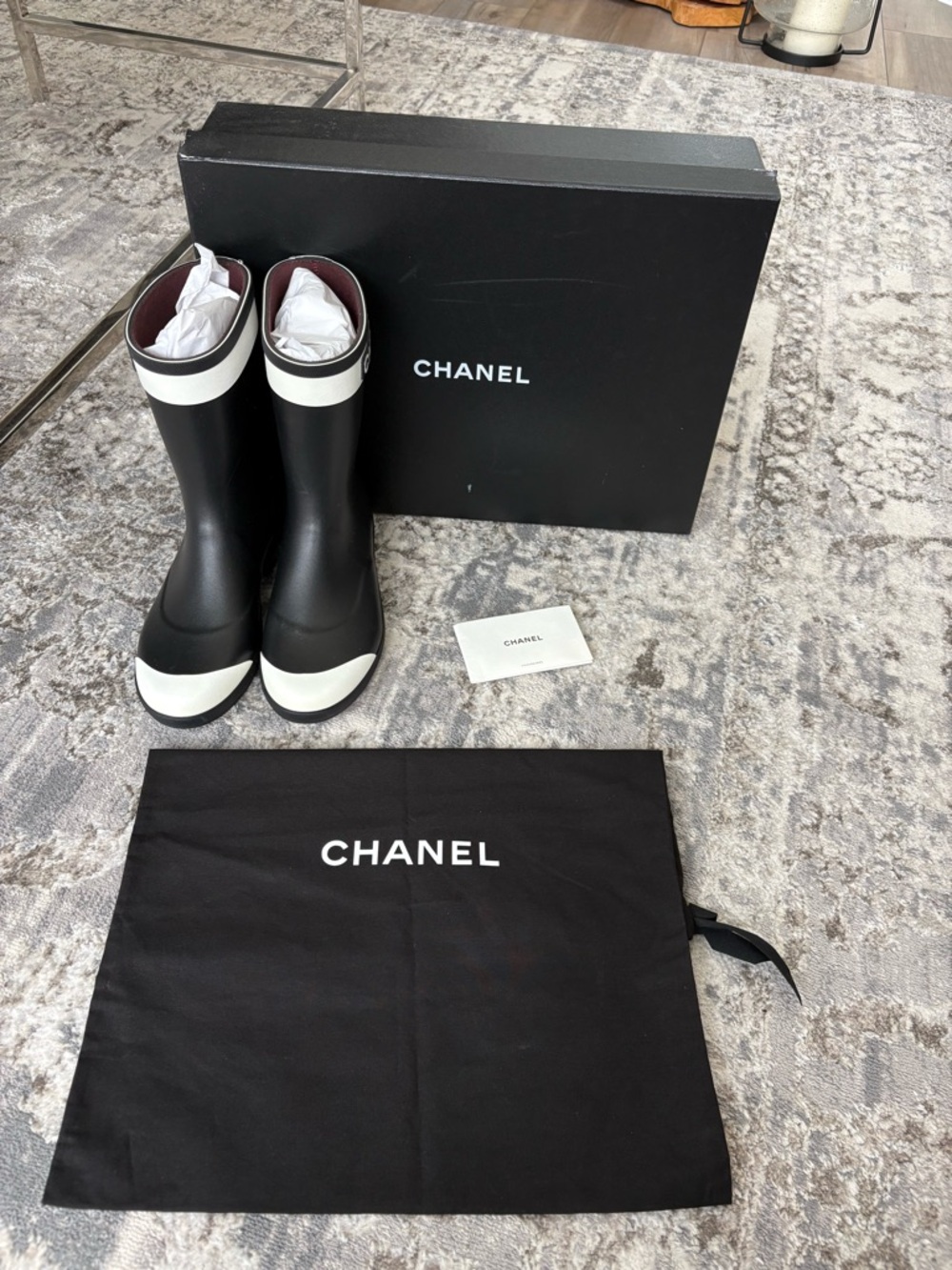 CHANEL Runway Rain Boots
